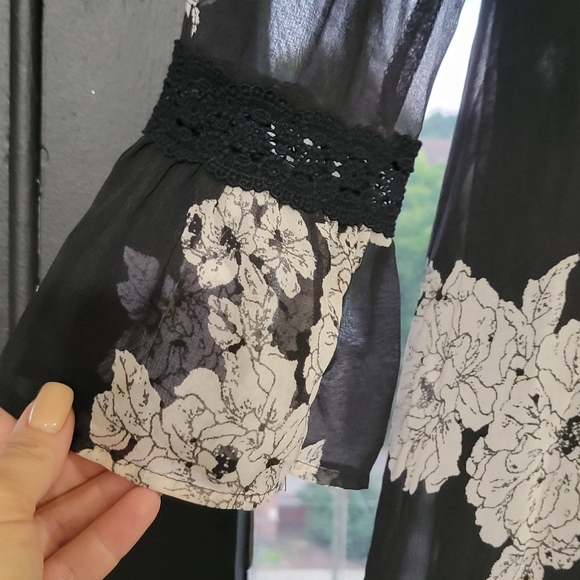 Xhilaration sz M Black and cream youth dress - Picture 2 of 4